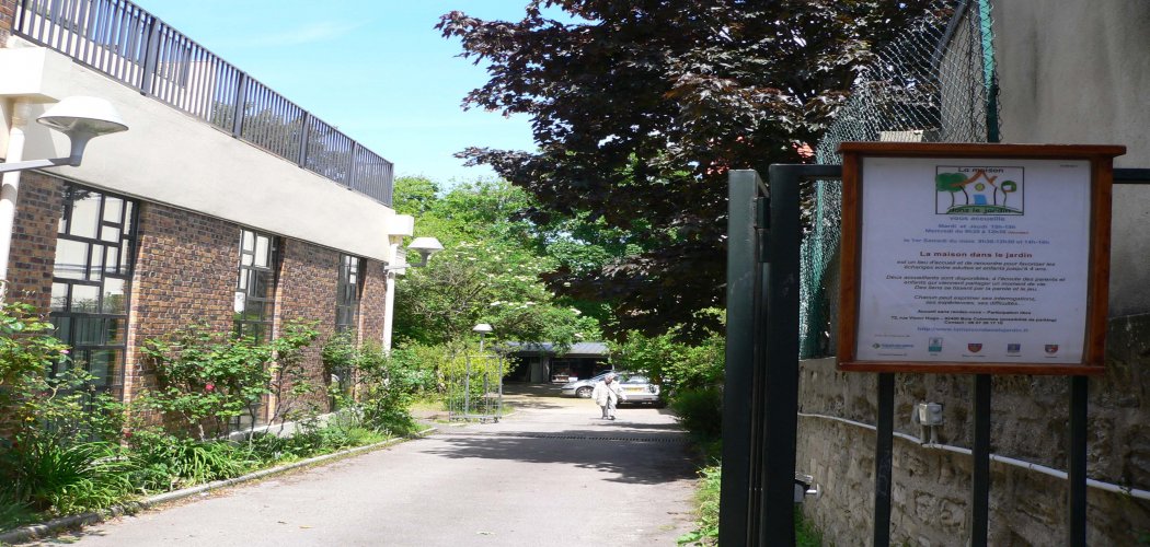 accueil rencontre enfance bois colombes